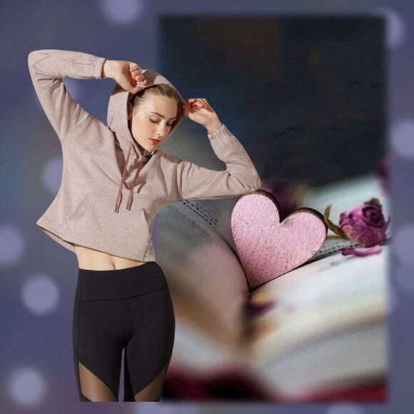 💖🌸 R-A-R-E Lululemon Cropped Peplum Hoodie Jacket Sweater in pretty Pink - Picture 5 of 15